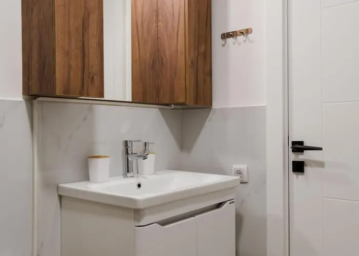 Dina Lux * Vrnjačka Banja